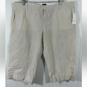 NWT Gap Women's Pinstripe Casual Bermuda Shorts Cropped Straight Low waist